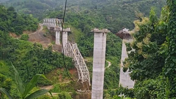 Mizoram bridge collapse: Rly ex-gratia compensation of Rs 10 lakh for kin of dead, Rs 2 lakh for minor injuries