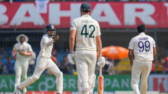 Umesh, Ashwin lead India's fightback against Australia on second day