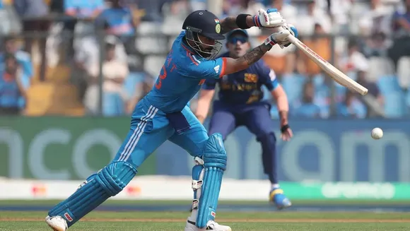 Virat Kohli, Shubman Gill take India to 88/1 in 15 overs against Sri Lanka