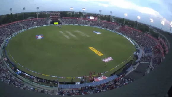 Floodlights malfunction Punjab Kings