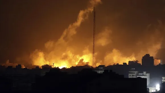 Palestinians report deadly Israeli airstrikes as US urges humanitarian pause