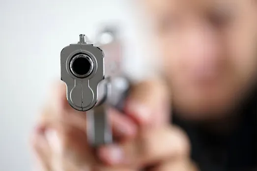 UP: Man shoots at wife, brother suspecting them of being in relationship; woman dies on spot