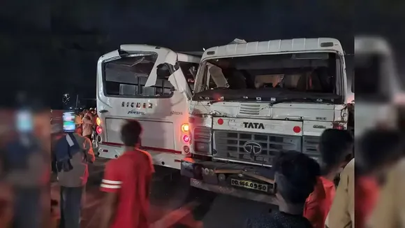 3 killed, 20 injured in bus-truck collision in Odisha