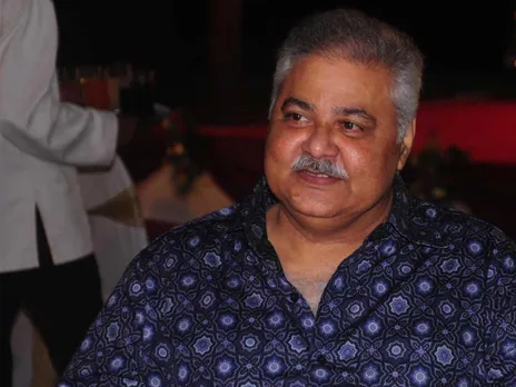 London Heathrow airport apologizes for racism faced by Satish Shah