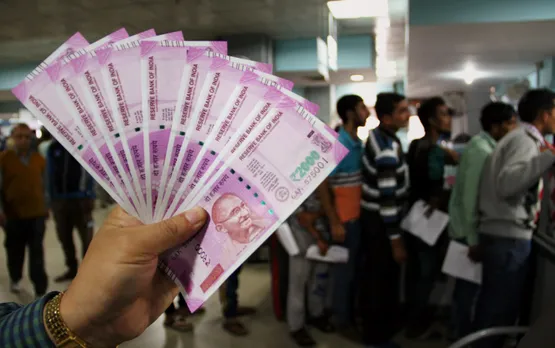 87% of Rs 2,000 notes came as bank deposits; Rs 12,000 cr of currency yet to return: Das