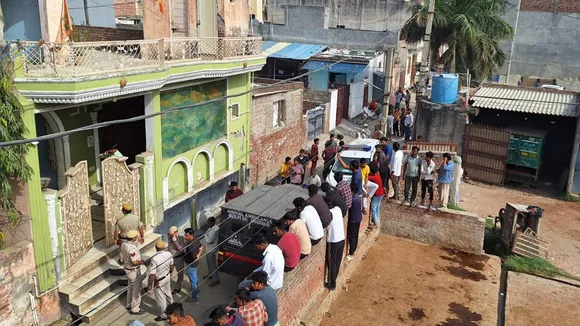 Leopard barges into house in Delhi's Wazirabad, 5 injured