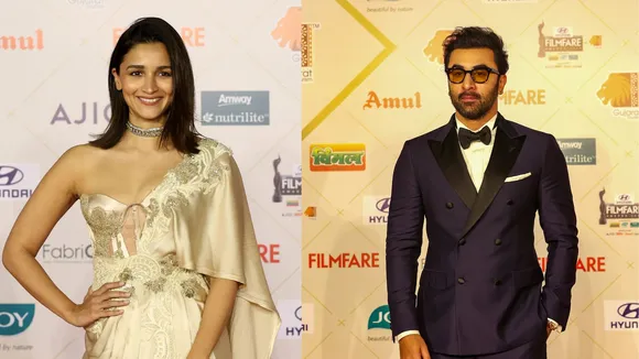 Ranbir Kapoor, Alia Bhatt win best actor trophies at Filmfare Awards