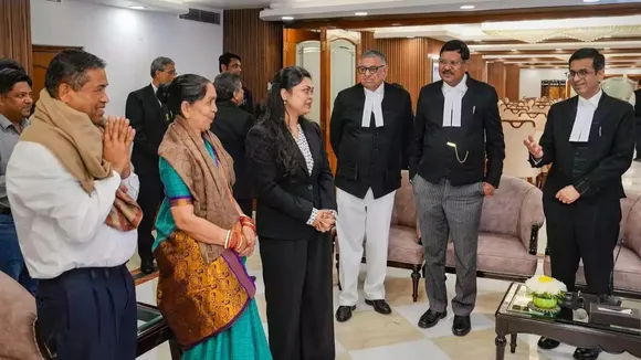 CJI, top court judges felicitate cook's daughter set to pursue masters in law in US