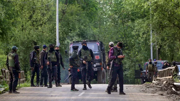 Arms, ammunition seized from house in Pulwama; 1 arrested