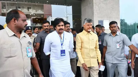 'YSRCP govt manipulating poll process', Chandrababu Naidu complains to Election Commission