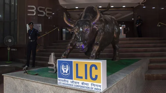LIC sells over 2% stake in Sun Pharma for Rs 4,699 crore