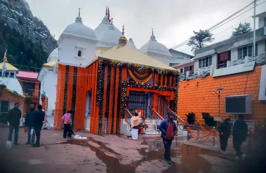 Char Dham yatra begins with opening of Gangotri and Yamunotri temples