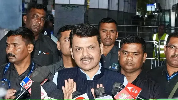 Centre ready to buy unsold onions, says Fadnavis amid protests in Maharashtra against export ban