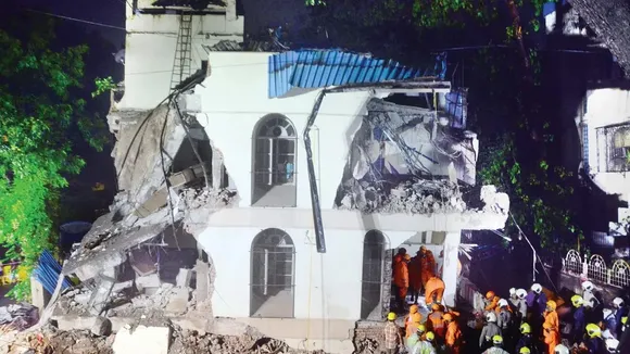 Maharashtra: Hospital building plaster falls in Thane; no casualty