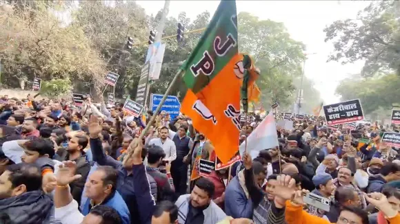 Delhi BJP protests near AAP office, demands CM Kejriwal's resignation