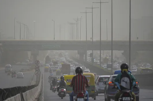 Delhi's air quality close to 'severe', minimum temperature 25.4 deg C