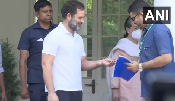 Rahul Gandhi vacates bungalow