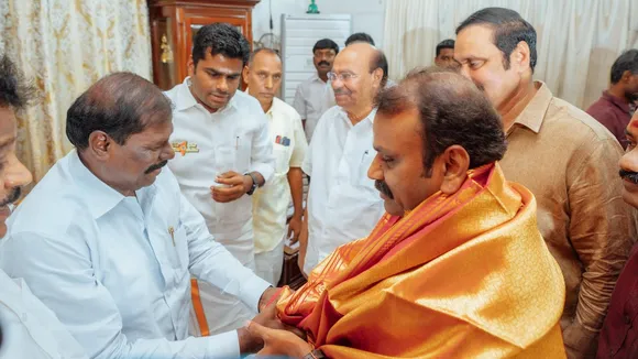 BJP clinches seat-sharing deal with PMK in TN