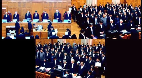 Martyrs' Day: SC judges, lawyers observe two-minute silence