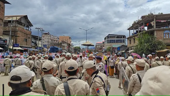 Indefinite blockade reimposed on national highways in Manipur's Kangpokpi