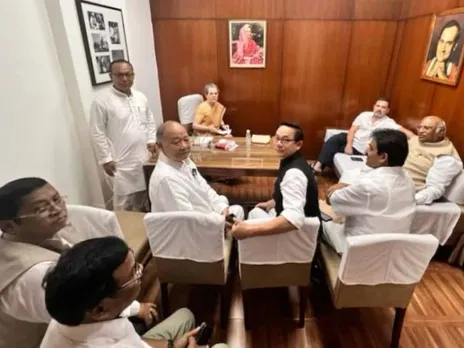 Congress top brass meets party leaders from Manipur