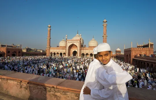 Delhi revels in Eid-ul-Fitr festivities