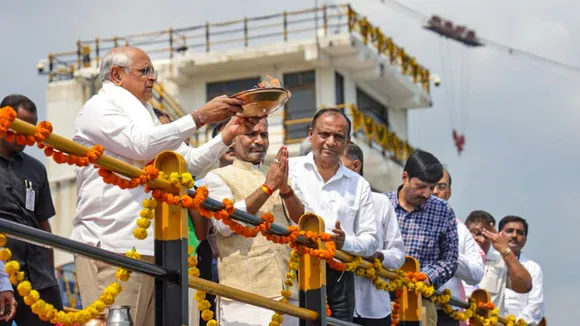 Gujarat Chief Minister Bhupenrda Patel during Puja of the Narmada river at Sardar Sarovar Dam after water level at the dam reached its maximum level, in Narmada district, Tuesday, Oct. 1, 2024.