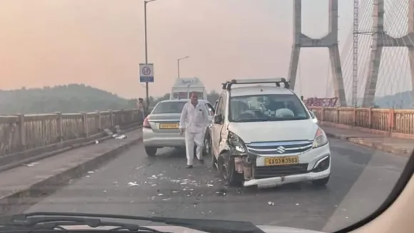 Goa: Accident on Zuari bridge leads to massive traffic jam