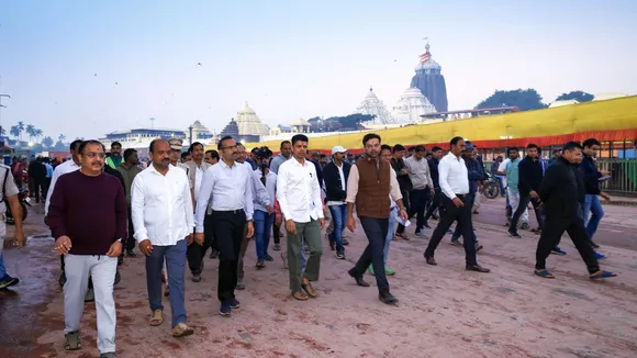 V K Pandian reviews crowd management system at Puri Jagannath temple ahead of New Year rush