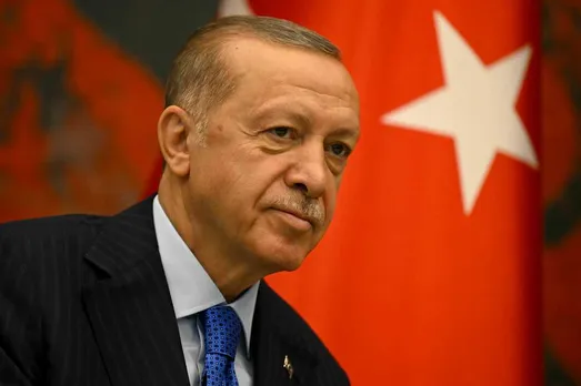 As Erdogan's votes dip, Turkiye appears headed to a runoff presidential race