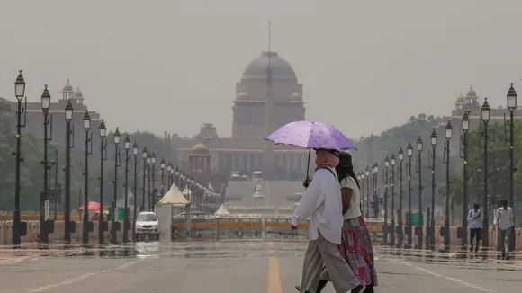 Delhi records season's highest maximum temperature at 42 degrees Celsius