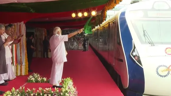 PM Modi flags off Kerala's first Vande Bharat Express train