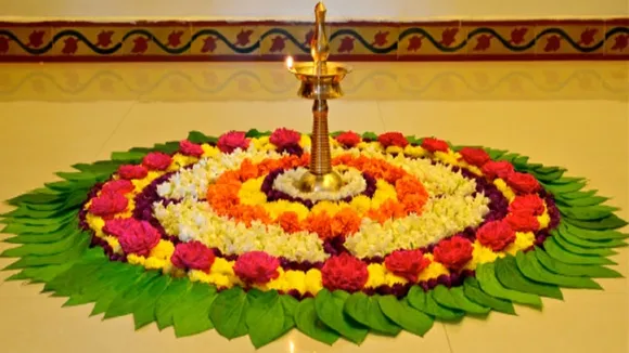 Kerala Guv, CM extend Onam greetings to Malayalis across the world