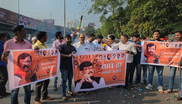 Shiv Sena workers burst into celebration waiting for Sanjay Raut