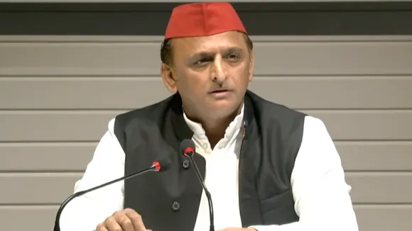 National parties should support regional ones in their fight against BJP: Akhilesh