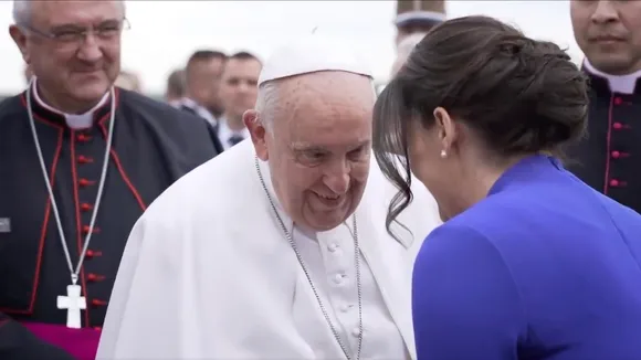 Pope Francis reveals about secret peace mission, help for Ukraine kids