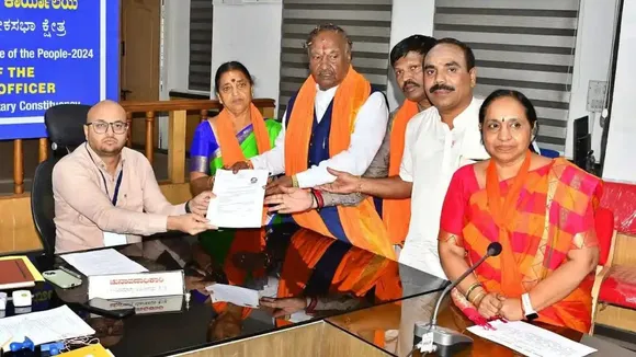 Rebel BJP leader K S Eshwarappa files nomination from Shivamogga as independent