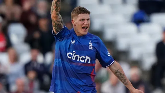 World Cup: Brydon Carse replaces injured Reece Topley in England squad