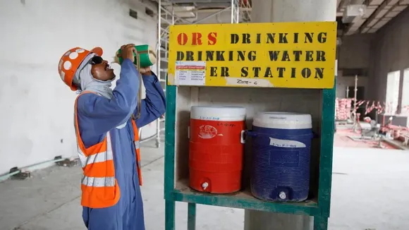 Researchers warn of extreme heat impact on outdoor workers, call for awareness, fewer hours