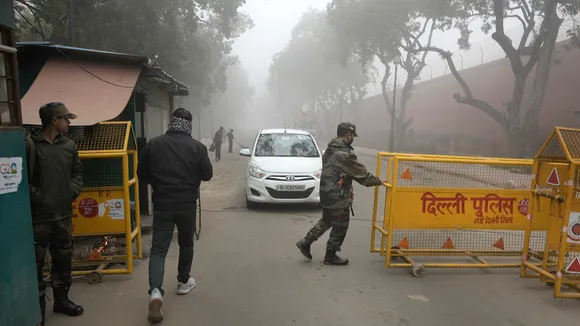 AAP, BJP protests: Security tightened in Central Delhi, additional police personnel deployed