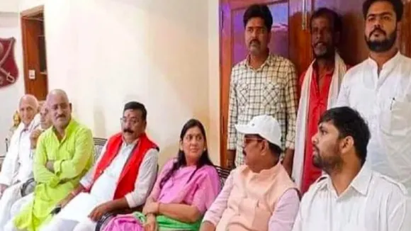 Picture of jailed Anand Mohan meeting family surfaces; 6 Bihar cops suspended