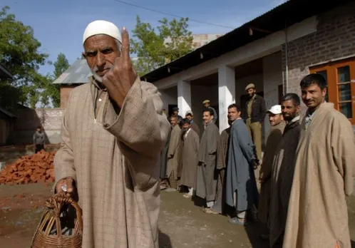 J-K parties meet to discuss issue of 'inclusion of non-local voters'