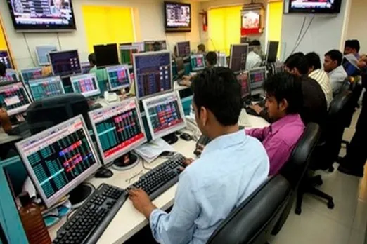 Sensex, Nifty pare early gains to close in red; fall for 2nd day; closed 412.96 points lower