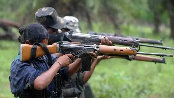 Naxals carrying over Rs 30 lakh bounty killed in encounter with police