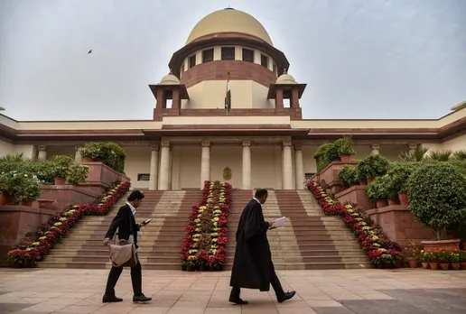 SC delivers split verdict in Karnataka hijab ban matter, matter referred to CJI