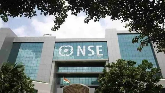 Markets continue to rally for 4th consecutive day in early trade; Sensex climbed 382.43 points