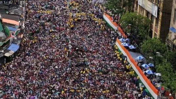 Huge gathering for TMC's Martyrs' Day rally