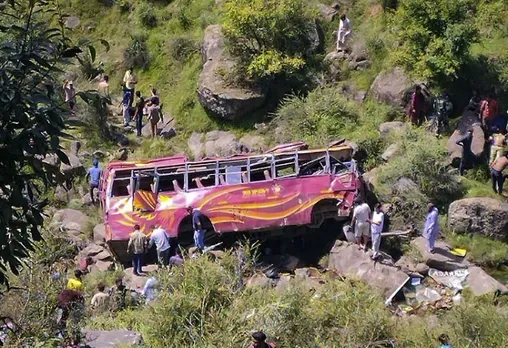 5 dead, 12 injured as bus plunges into gorge in J-K's Rajouri