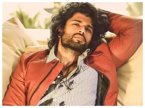 Actor Vijay Deverakonda grilled by ED  in money laundering case