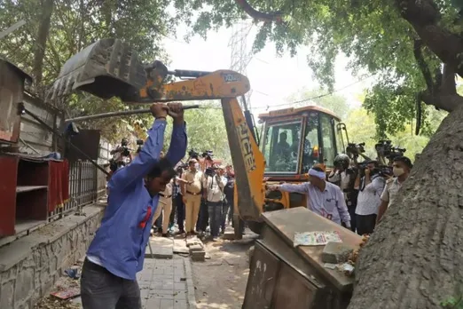 Forest dept issues evictionÂ notice to around 500 house owners in South Delhi's Aya Nagar